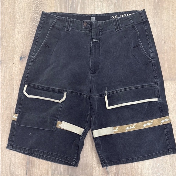 Francois Girbaud Le Jean de Marithe - Stylish Black Cargo Shorts - Picture 1 of 1